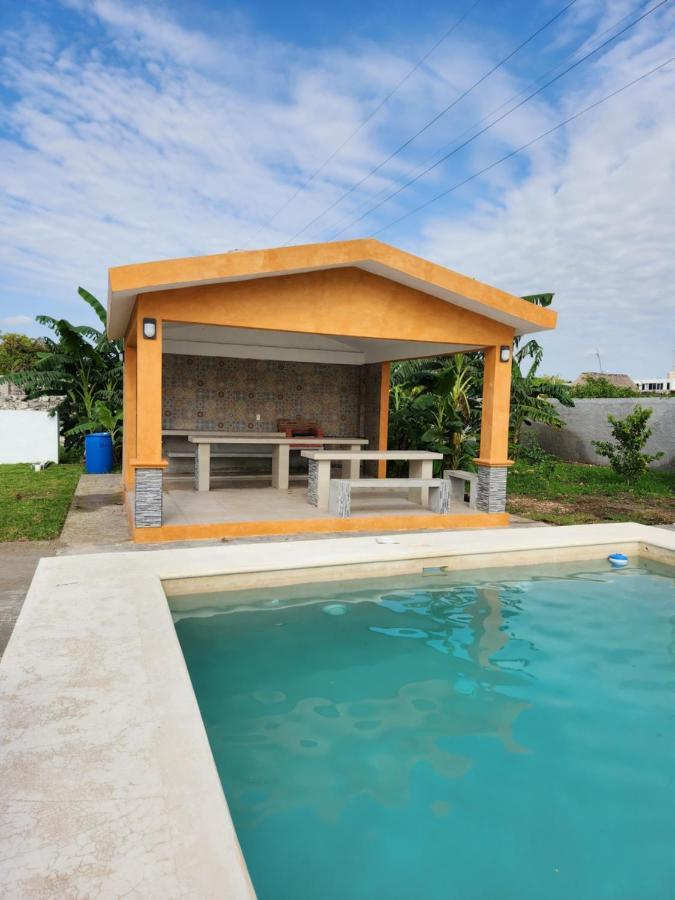 Pergola'S Road House Villa Campeche Kültér fotó